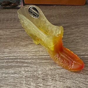 Vintage kanawha glass amberina  daisy collectable shoe